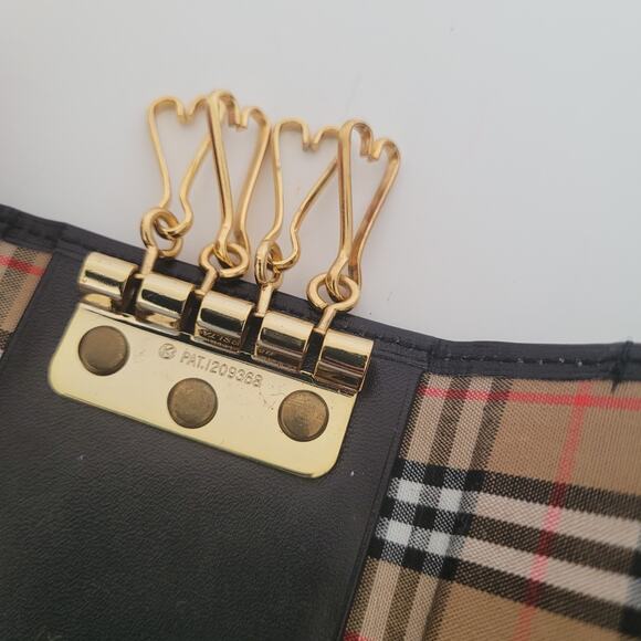 Burberry Key Hooks Holder Case Wallet Logo Black Leather Nova Chec Vintage Retro - Picture 5 of 9